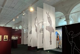 «Плисецкая, Цискаридзе и не только»: в Калининграде открылась выставка о балете (фото)