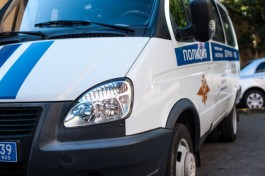 В Калининграде полицейские и бойцы СОБРа накрыли притон с проститутками