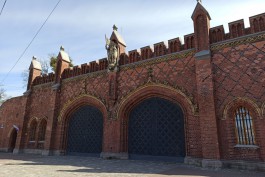 «Европейские деньги не дошли»: почему затянулся ремонт вокруг Фридландских ворот в Калининграде (фото)